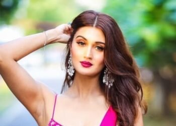 ‘कभी-कभी आपकी चुप्पी…’, प्लास्टिक सर्जरी कराने की अफवाहों पर भड़की एक्ट्रेस, ट्रोलर्स को दिया मुंहतोड़ जवाब