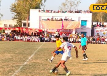 Football Tournament: गोपालगंज में फुटबॉल का महाआयोजन, जुटे देशी और विदेशी खिलाड़ी, फाइनल का लेना है मजा तो नोट कीजिए डेट और लोकेशन