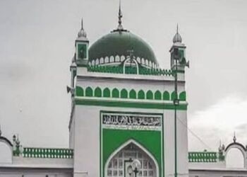 संभल में होली से पहले बढ़ी टेंशन! जामा मस्जिद के सदर ने घोषित जुमे की नमाज के टाइम को मानने से किया इनकार – tension increase before hole in sambhal Jama masjid sadar refused to accept district administration declared jume namaz timing check details