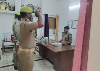 एएसपी मुख्यालय द्वारा रिजर्व पुलिस लाईन चुर्क में मंगलवार परेड की ली गई सलामी, किया गया निरीक्षण।
