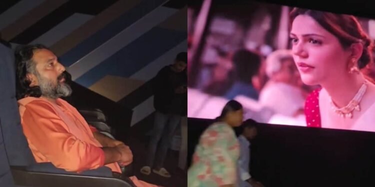 बाबा पर चढ़ा ‘सैयारा’ का क्रेज, सिनेमाघर में बनाया ऐसा वीडियो, देखकर लोग हुए हैरान, गुरु बोले- ‘4 अफेयर…’