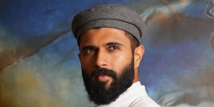 विजय देवरकोंडा अस्पताल में भर्ती, बीमारी के कारण बिगड़ी तबीयत.