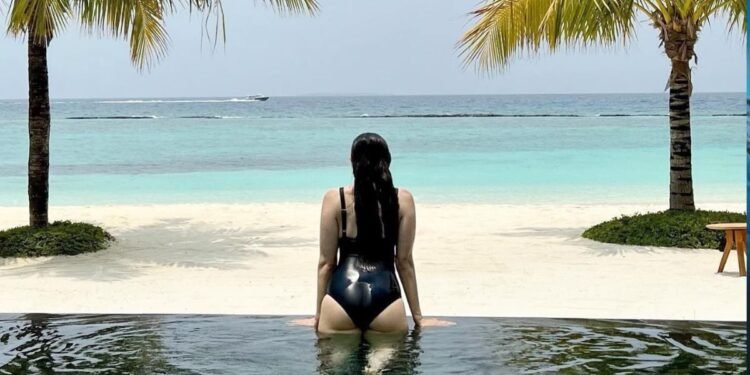 न माधुरी, न रवीना… इस हसीना ने आते ही तोड़े हर रिवाज, बन गई सुपरस्टार, मगर कमबैक रहा फ्लॉप, अब हिट को तरस रही