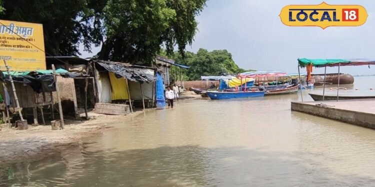 कौशांबी में गंगा‑यमुना का जलस्तर बढ़ा, 7 साल बाद नदी का जल उफनाया, बाढ़ का अलर्ट जारी