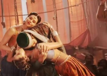 प्रभास संग रोमांस कर चुकीं वो हसीना, जिसके चेहरे के नूर पर फिदा है जमाना, 5 मिनट के गाने के लेती हैं करोड़ों