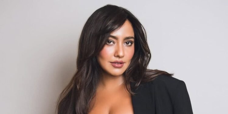 ED की जांच में मिमी चक्रवर्ती, उर्वशी रौतेला, नेहा शर्मा से पूछताछ