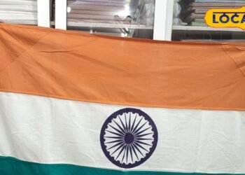 Gorakhpur’s Gandhi Ashram is an example of patriotism, with a unique demand for the tricolor flag before January 26th or August 15th.