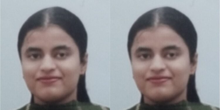 Success Story : “योगी सरकार की अभ्युदय योजना आई काम”, जौनपुर की किसान बेटी ने बताया कैसे बनीं असिस्टेंट कमांडेंट