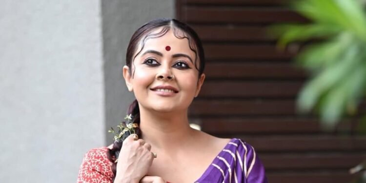 देबोलीना भट्टाचार्जी का रेट्रो लुक फोटोशूट सोशल मीडिया पर वायरल