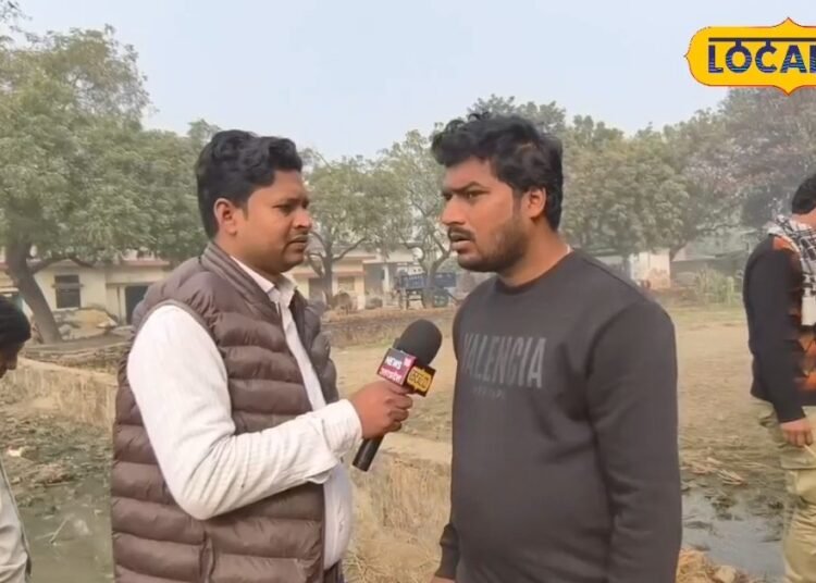 Ground Report : स्कूली छात्राएं पानी में गिर रहीं, किताबें और ड्रेस हो रहीं खराब, 30 घरों का गंदा पानी सड़क पर