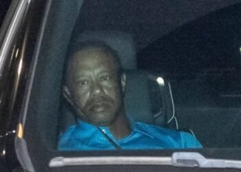 8 घंटे जेल में बिताने के बाद रिहा हुए टाइगर वुड्स…नशे में गाड़ी ठोकने के बाद खानी पड़ी जेल की हवा, आधी रात को ट्रक से टकराई कार