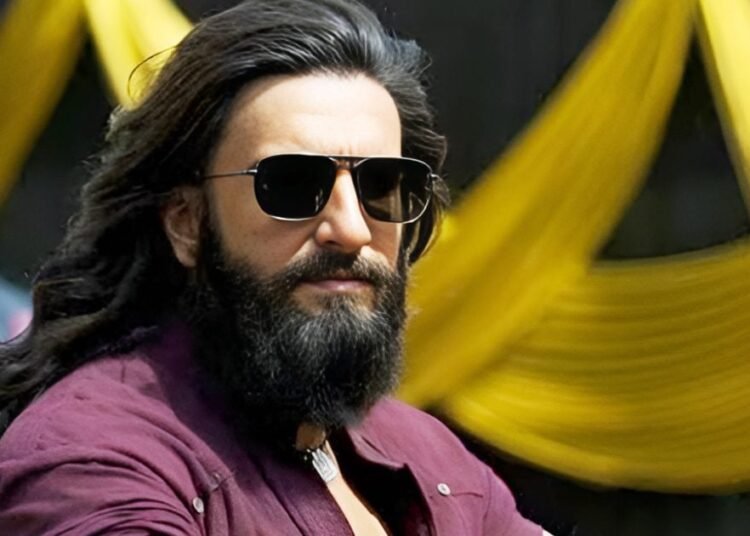 रणवीर सिंह का ‘विराट’ अवतार: बना डाला ऐसा ‘गोल्डन’ रिकॉर्ड, जिसे तोड़ना अब होगा ‘नामुमकिन’!