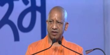 अब हर टीचर के साथ होगा सारथी! यूपी के स्कूलों में बदल जाएगी पढ़ाई की तस्वीर, जानें योगी सरकार का प्लान