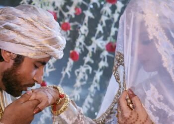 परमसुंदरी का वो ब्लॉकबस्टर गाना, सास-ससुर की जिसमें लगाई थी क्लास, डायरेक्टर की पत्नी ने दी थी गाने को आवाज