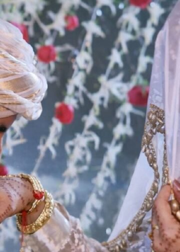 परमसुंदरी का वो ब्लॉकबस्टर गाना, सास-ससुर की जिसमें लगाई थी क्लास, डायरेक्टर की पत्नी ने दी थी गाने को आवाज