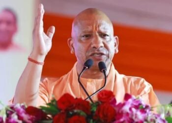 पंचायत चुनाव से पहले योगी सरकार ने बनाया पिछड़ा वर्ग आयोग, चेयरमैन समेत कुल 5 मेंबर, जानें कौन-कौन?