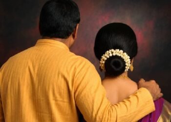 बेहद खूबसूरत हैं परेश रावल की पत्नी, 17 साल की उम्र में बनी थीं हीरोइन, मिस इंडिया का जीत चुकी खिताब