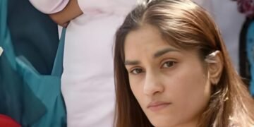 12 महीने में पहली बार… विनेश फोगाट को क्यों भेजा गया नोटिस, क्या कहता है नियम, लगेगा बैन?