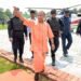 UP Deoria CM Yogi Adityanath visit many organization worker SP Leader Awanish Yadav House Arrest युद्ध से तारकोल की कमी, किसी कीमत पर नहीं रूकने देंगे प्रदेश का विकास: योगी, Uttar-pradesh Hindi News
