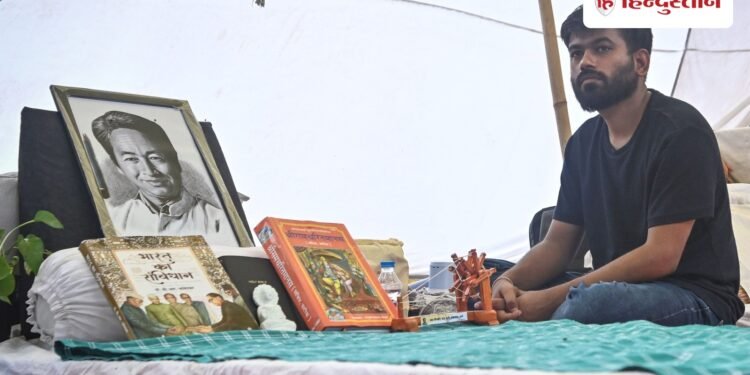 कॉकरोच पार्टी और सोनम वांगचुक की मांगों में अंतर, अनशन टूटा तो खत्म होगा छात्र आंदोलन?, National Hindi News