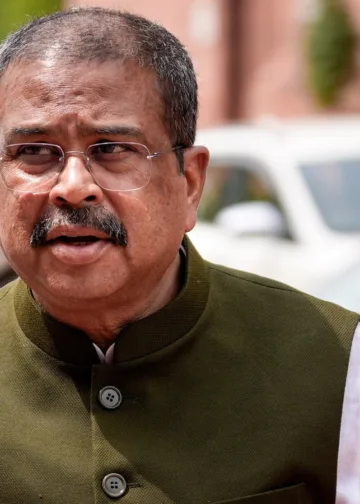 इंस्टाग्राम पर धर्मेंद्र प्रधान के खिलाफ पोस्ट की विवादित रील, सोशल मीडिया इंफ्लुएंसर पर केस दर्ज, Madhya-pradesh Hindi News