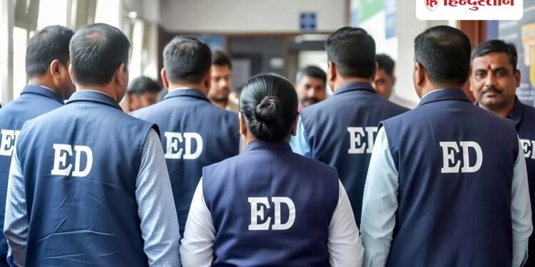 धनबाद में ED का ऐक्शन, शहर में 25 जगहों पर एक साथ मारा छापा; मचा हड़कंप, Jharkhand Hindi News