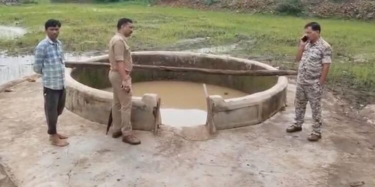 डिंडौरी के समनापुर में लापता ढाई साल की बच्ची का शव 28 घंटे बाद खेत में मिला, पुलिस जांच जारी, मध्य प्रदेश वीडियो न्यूज