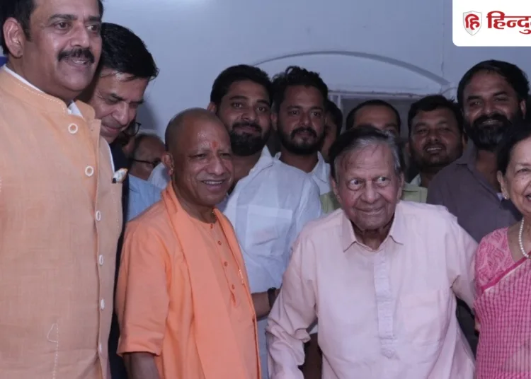 कौन हैं श्रीप्रकाश मणि त्रिपाठी जिनके घर अचानक पहुंचे योगी, विधानसभा चुनाव के समीकरण की क्यों चर्चा?, Uttar-pradesh Hindi News