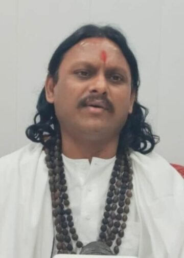 Vrishabha Rashifal 20 July: नौकरी में बदलाव के प्रबल योग और इंटरव्यू में सफलता, लव लाइफ में भी आएगी बड़ी खुशहाली
