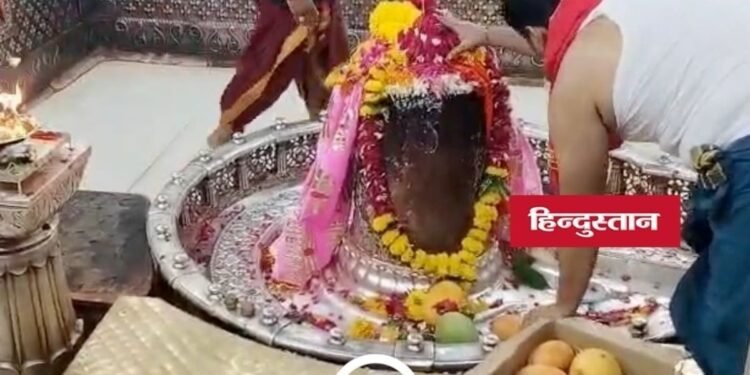 उज्जैन में बाबा महाकाल को चढ़ाए ₹2.5 लाख किलो वाले आम, जबलपुर के भक्त 12 साल से कर रहे अर्पित, मध्य प्रदेश वीडियो न्यूज