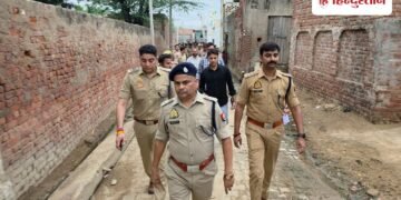 मथुरा के मिनी जामताड़ा पर बड़ा एक्शन, पुलिस ने एक साथ डेढ़ दर्जन गांवों में दी दबिश, 100 से अधिक को उठाया, Uttar-pradesh Hindi News