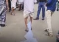मध्य प्रदेश के राजगढ़ में जमीन नापी नहीं होने से परेशान किसान आवेदनों की माला पहनकर जनसुनवाई में पहुंचा, मध्य प्रदेश वीडियो न्यूज