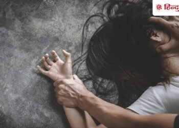 शादी का झाँसा देकर छात्रा से रेप, अश्लील वीडियो वायरल करने की धमकी पर लड़की ने लगाई फाँसी, माँ ने बचाई जान, Madhya-pradesh Hindi News