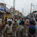 मथुरा में तेज रफ्तार डंपर ने चार लोगों को रौंदा, बच्ची समेत 2 की मौत; गुस्साए लोगों ने लगाया जाम, Uttar-pradesh Hindi News