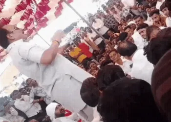‘कई लोग महिलाओं को पटाने के लिए भेजते हैं’; BJP विधायक प्रीतम लोधी का नया विवादित बयान, Madhya-pradesh Hindi News