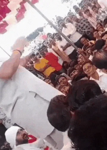 ‘कई लोग महिलाओं को पटाने के लिए भेजते हैं’; BJP विधायक प्रीतम लोधी का नया विवादित बयान, Madhya-pradesh Hindi News