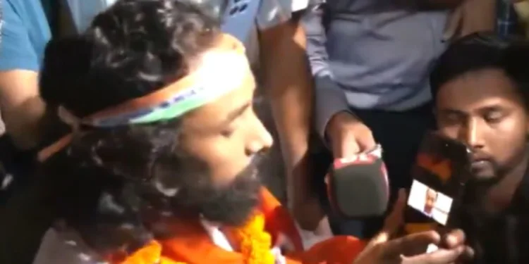 अनशन पर बैठे छात्रों ने जूस पीकर तोड़ा अनशन; देवेंद्र महतो ने वांगचुक से की बात, दिया एक बात का श्रेय, Jharkhand Hindi News