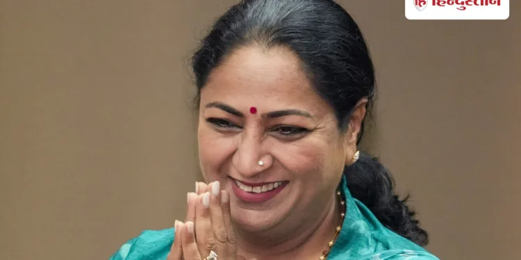 दिल्ली की महिलाओं को रक्षा बंधन गिफ्ट; 2500 रुपये महीना की योजना मंजूर; कब से आवेदन?, Ncr Hindi News
