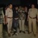 देवरिया में तड़तड़ाई पुलिस की गोलियां, यूपी पुलिस हाफ एनकाउंटर में दो लुटेरे गिरफ्तार, Uttar-pradesh Hindi News