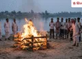 नवादा की घटना झकझोड़ देगी; जिंदा महिला को चिता पर जलाने का था प्लान, पुलिस आई तो बची जान, Bihar Hindi News
