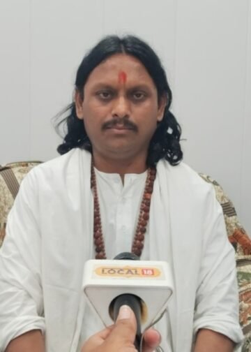 Vrishabh Rashifal: आज वृषभ राशि वालों की बल्ले-बल्ले, रुके काम होंगे पूरे, आर्थिक स्थिति सुधरेगी, जानें लव लाइफ और उपाय