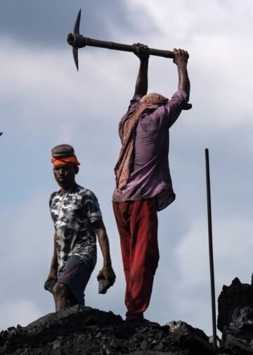 माइनिंग रोकने पर सुप्रीम कोर्ट से हेमंत सरकार को झटका, धनबाद में नहीं रुकेगी BCCL की खुदाई, Jharkhand Hindi News
