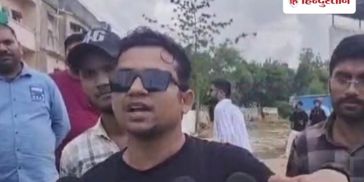 कॉकरोच जनता पार्टी का समर्थन करने वाले टीचर को पहले किया सस्पेंड, बवाल करने पर भेजा जेल, Madhya-pradesh Hindi News