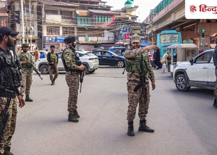 पहले धर्म पूछा फिर मार दी गोली; कुलगाम आतंकी हमले में मारे गए मजदूर के परिवार का दावा, Chhattisgarh Hindi News