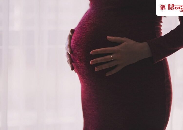 कुदरत का करिश्मा: मध्य प्रदेश में 4 हाथ और 4 पैर वाले बच्चे का जन्म, देखने के लिए उमड़ी भीड़, Chhatarpur Hindi News