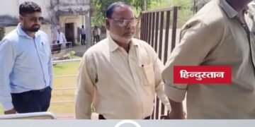 Singrauli के आदिम जाति कल्याण विभाग में 7 हजार रिश्वत मांगने वाला बाबू 5 हजार लेते रंगे हाथ गिरफ्तार, मध्य प्रदेश वीडियो न्यूज