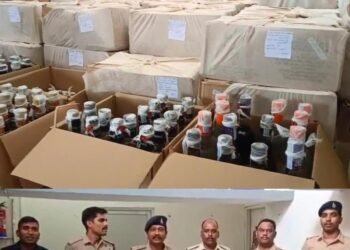 नरसिंहपुर में आलू की बोरियों के नीचे छिपाकर ले जा रहे थे 130 पेटी शराब, पुलिस ने पकड़ी, मध्य प्रदेश वीडियो न्यूज
