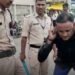 उज्जैन पुलिस ने हिस्ट्रीशीटर आरोपी का निकाला जुलूस, कान पकड़कर माफी मंगवाई, फिर भेजा जेल, मध्य प्रदेश वीडियो न्यूज