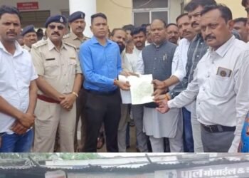 बैतूल के भैंसदेही में चोरी की घटनाओं से नाराज कांग्रेस का नगर बंद, आरोपियों की गिरफ्तारी की मांग, मध्य प्रदेश वीडियो न्यूज