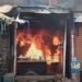 डिंडौरी में किराना दुकान में लगी भीषण आग, मदद के बजाय VIDEO बनाते रहे लोग, लाखों का सामान जला, मध्य प्रदेश वीडियो न्यूज